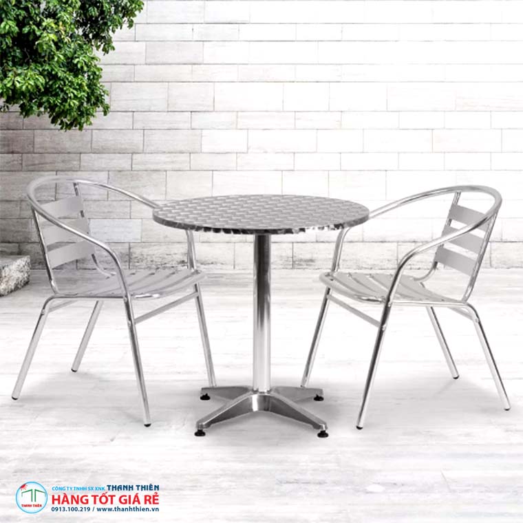Ghế cafe nhôm GCP 025 thích hợp cho những nội ngoại thất cả trong nhà lẫn ngoài trời.