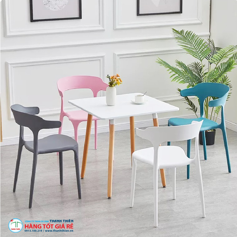 Bộ bàn ghế Koalas: GCP 038*